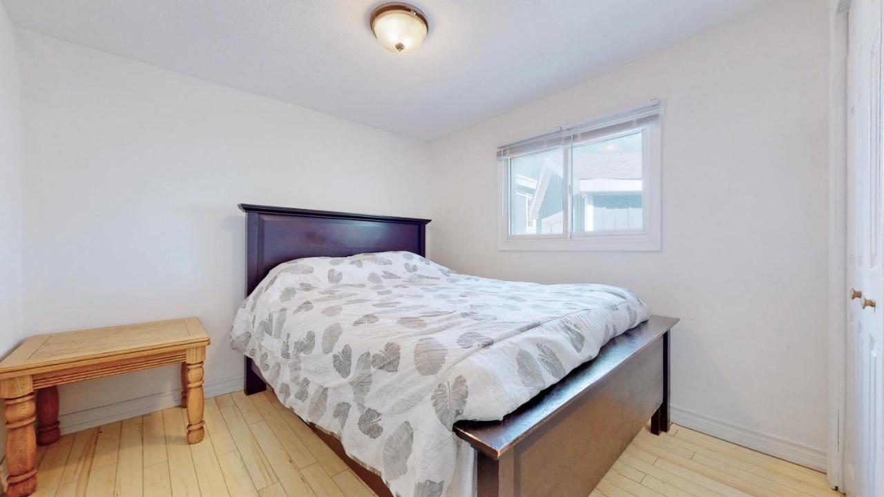 Main Beach River Retreat - Wasaga Beach 1 - Main Strip - 95 Mosley St Exteriör bild